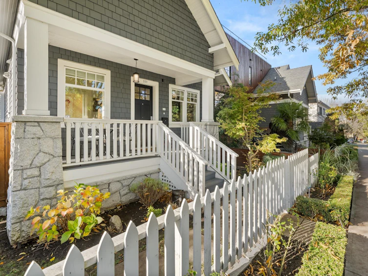 2171 Maple Street, Vancouver, BC, V6J 3T4 - 40