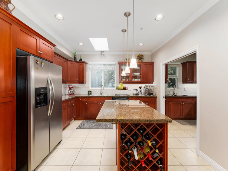 2355 E 54th Avenue, Vancouver, BC, V5S 1X1 - 9
