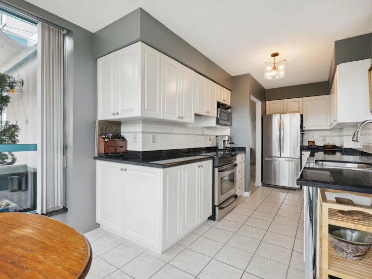 303-7500 Granville Avenue, Richmond, BC, V6Y 3Y6 - 14