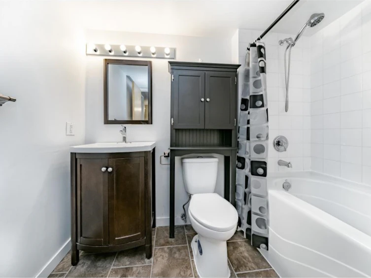 2106-13819 100 Avenue, Surrey, BC, V3T 5L1 - 14