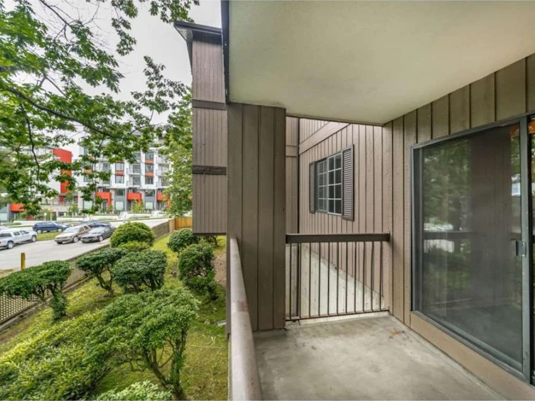 2106-13819 100 Avenue, Surrey, BC, V3T 5L1 - 18