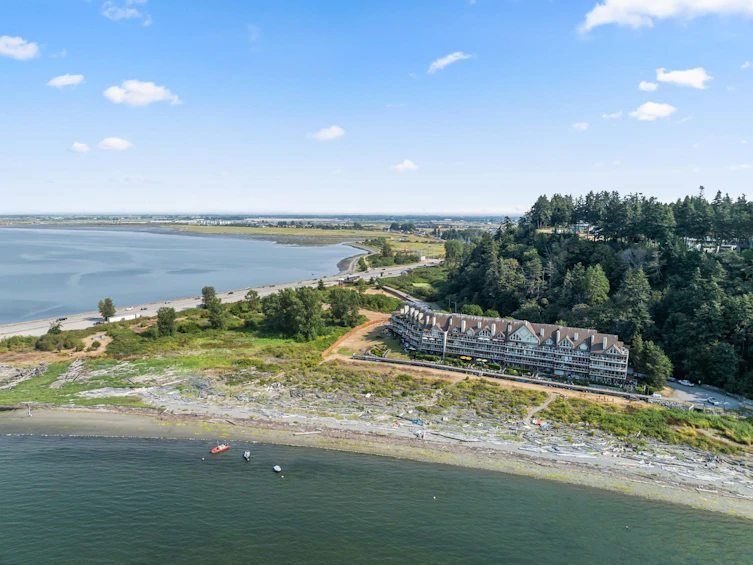 306-1120 Tsatsu Shores Drive, Delta, BC, V4M 4G3 - 2