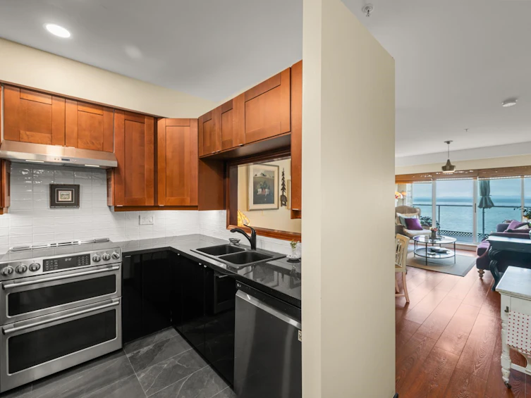 306-1120 Tsatsu Shores Drive, Delta, BC, V4M 4G3 - 21