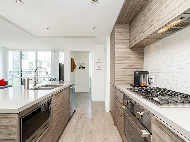 508-1550 Fern Street, North Vancouver, BC, V7J 0A9 - 3