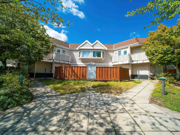 7-7901 13th Avenue, Burnaby, BC, V3N 2E8