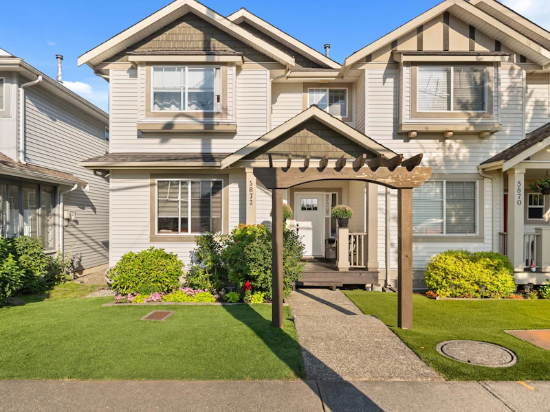 5872 148th Street, Surrey BC V3S 3B8