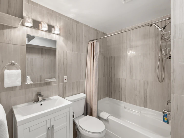 5872 148 Street, Surrey, BC, V3S 3B8 - 33
