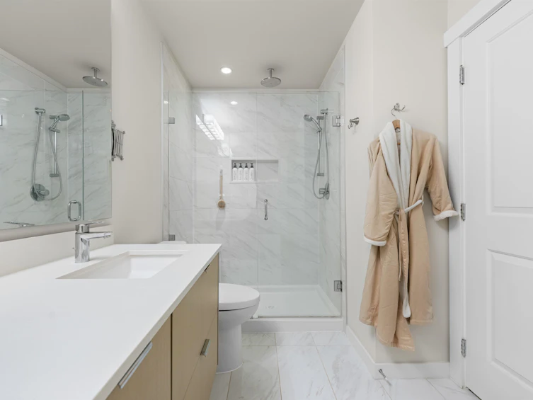 410-255 W 1st Street, North Vancouver, BC, V7M 3G8 - 22