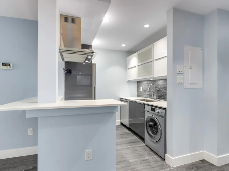 101-830 E 7th Avenue, Vancouver, BC, V5T 4J2 - 4