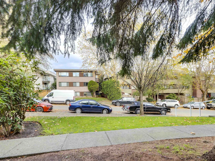101-830 E 7th Avenue, Vancouver, BC, V5T 4J2 - 13