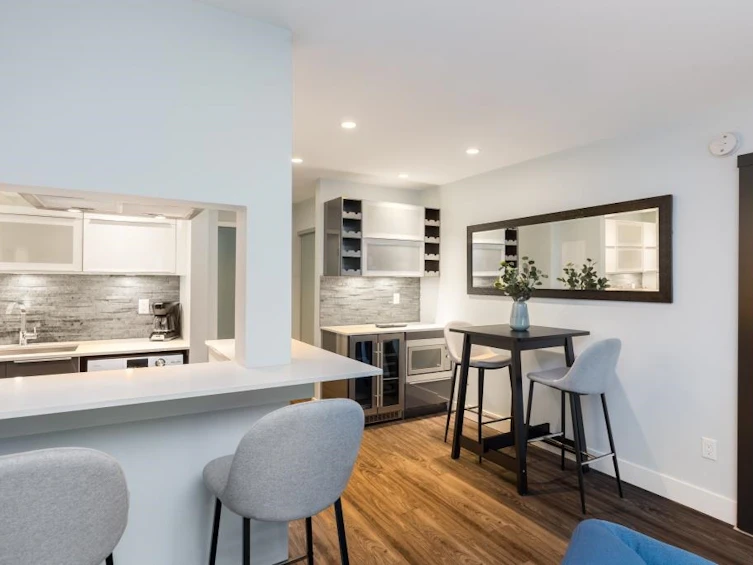 101-830 E 7th Avenue, Vancouver, BC, V5T 4J2 - 2