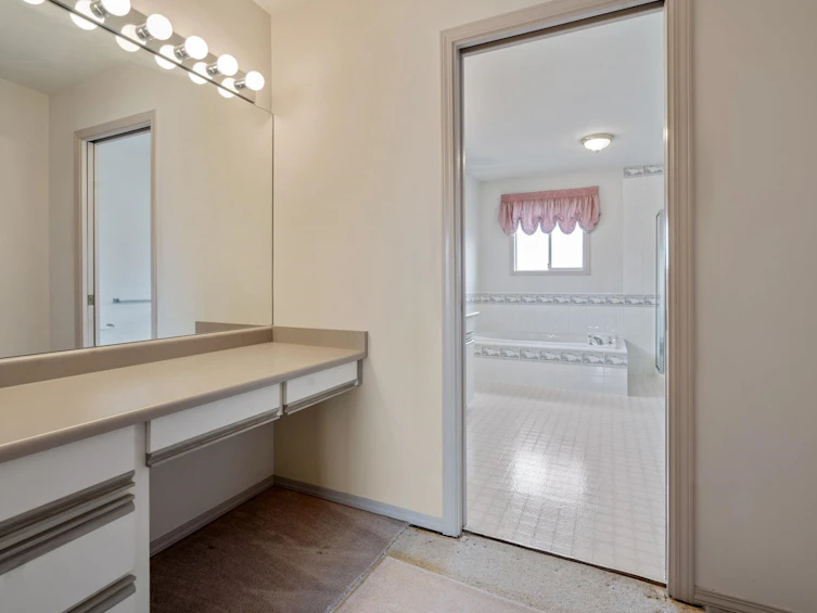 14101 84 Avenue, Surrey, BC, V3W 0V5 - 23