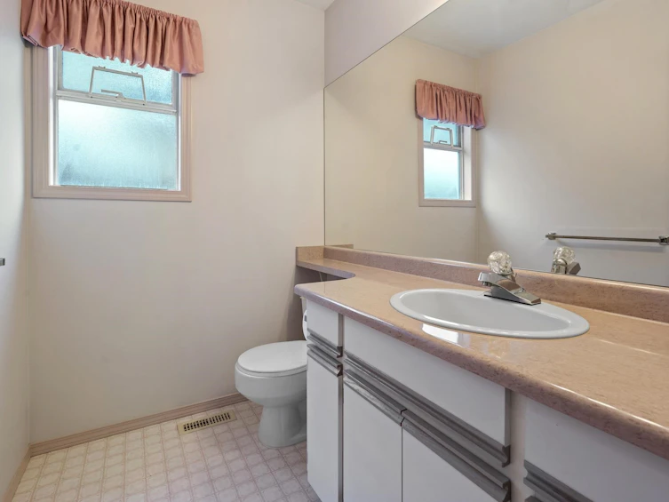 14101 84 Avenue, Surrey, BC, V3W 0V5 - 24