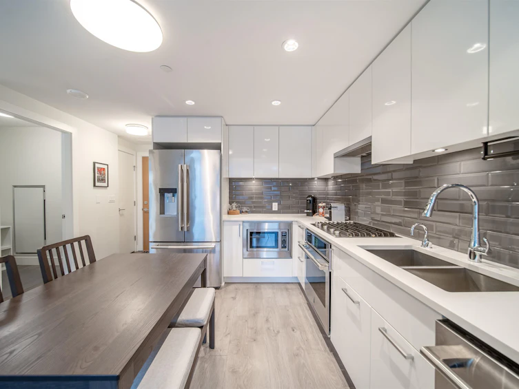 408-3451 Sawmill Crescent, Vancouver, BC, V5S 0H3 - 3