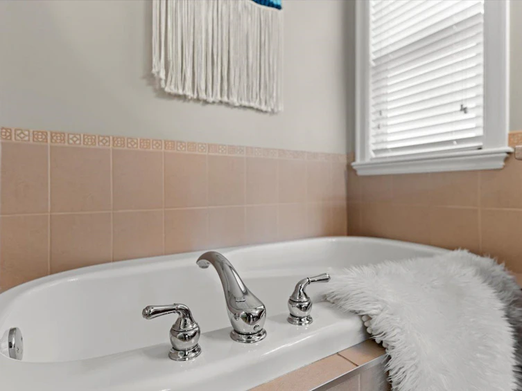 5884 Garrison Boulevard, Chilliwack, BC, V2R 5X8 - 23