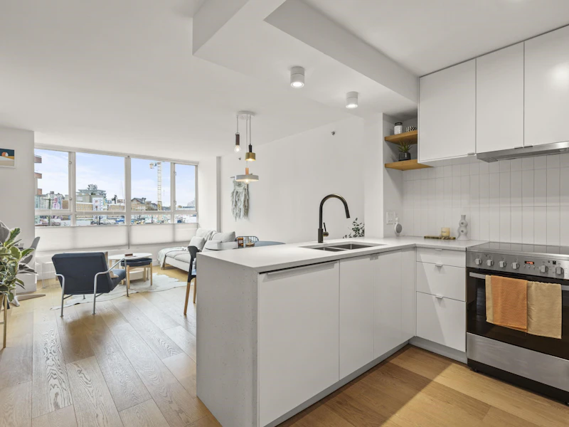 405 - 288 E 8th Avenue, Vancouver BC V5T 4S8