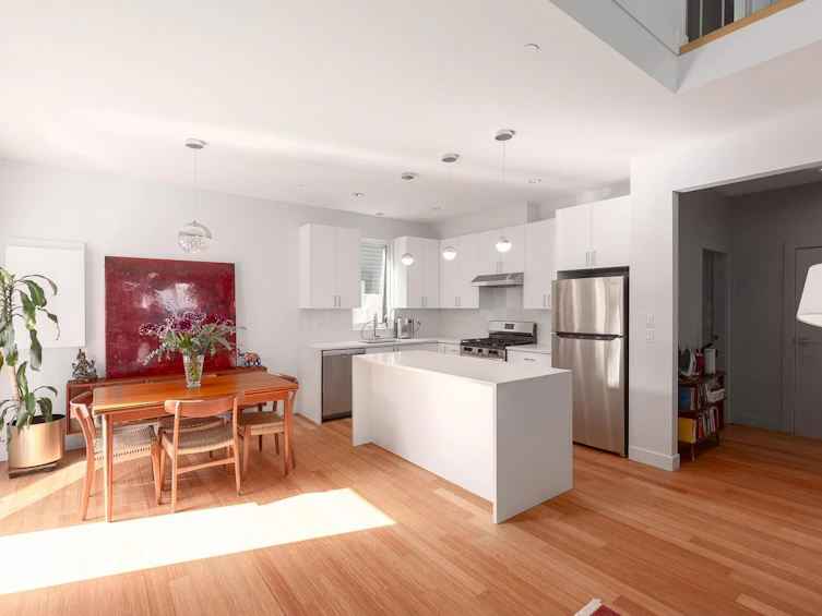 3205 Carolina Street, Vancouver, BC, V5V 4A9 - 5