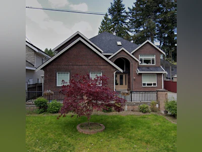 15119 91a Avenue - 2