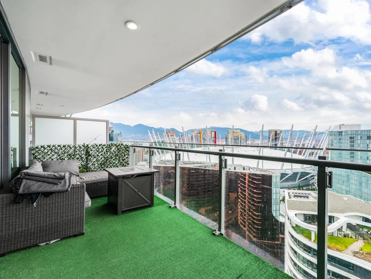 2610-89 Nelson Street, Vancouver, BC, V6Z 0E7 - 13
