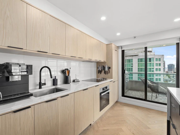 1906-888 Hamilton Street, Vancouver, BC, V6B 5W4 - 6