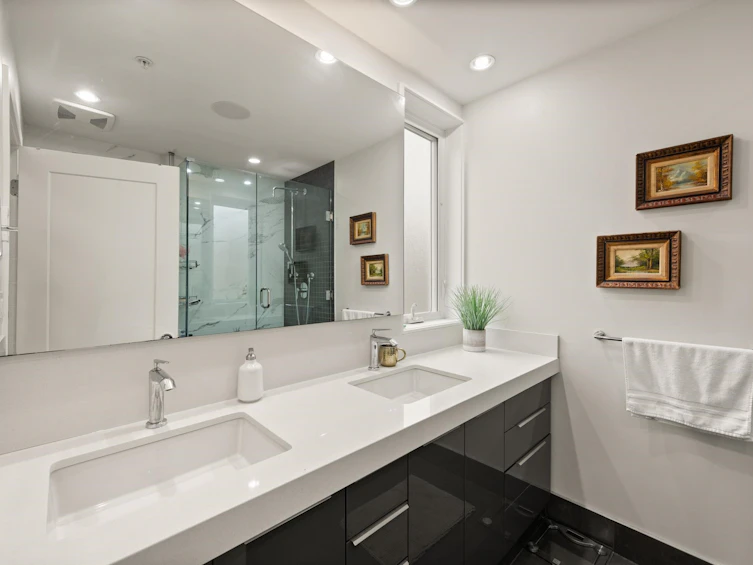 631 Victoria Drive, Vancouver, BC, V5L 0C3 - 24