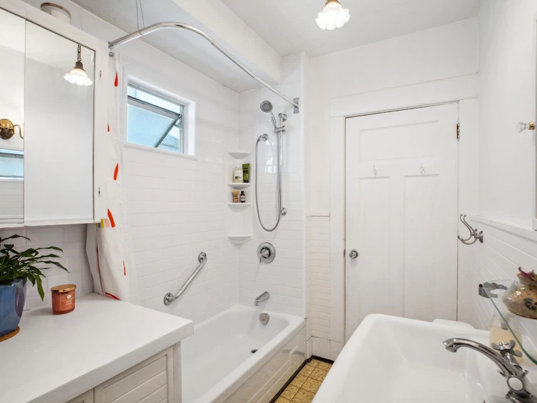 404 E 46th Avenue, Vancouver, BC, V5W 1Z9 - 12