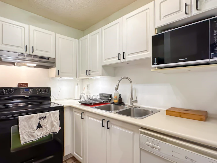 2-13630 84 Avenue, Surrey, BC, V3W 0T6 - 8