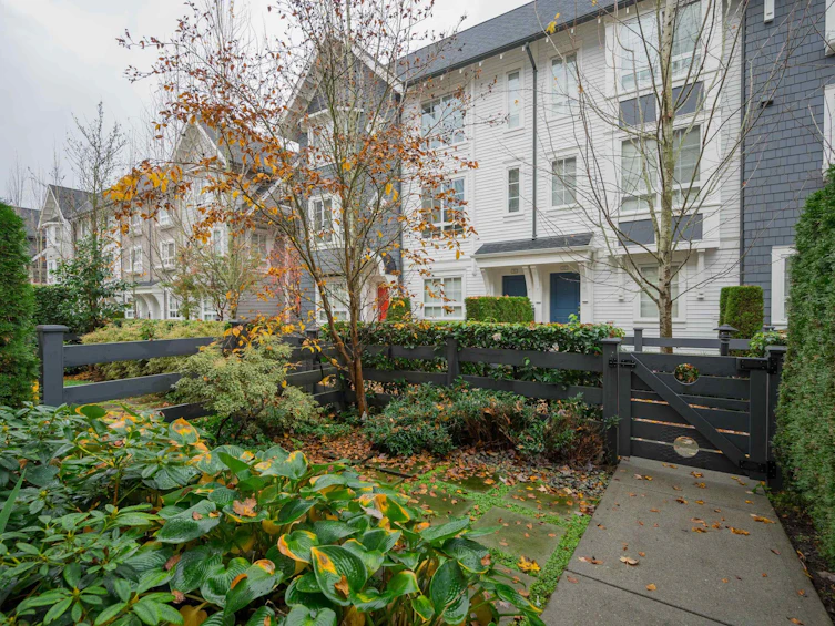 81-8438 207a Street, Langley, BC, V2Y 0N8 - 2