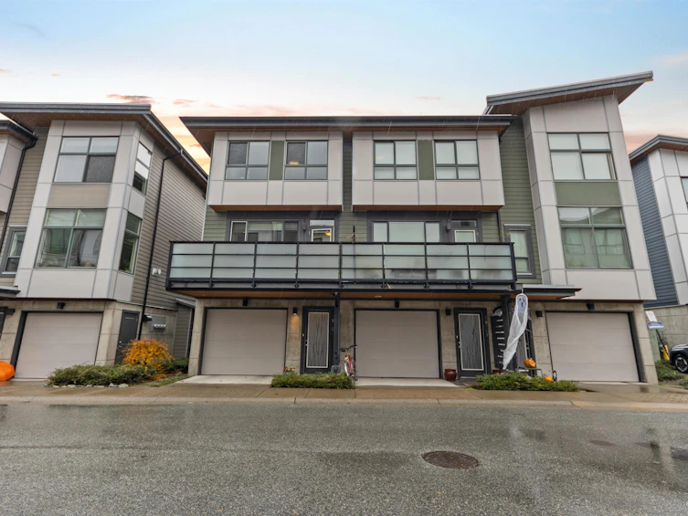 38359 Summits View Drive, Squamish, BC, V8B 0T9 - 2