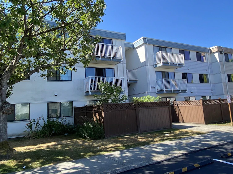 315-7240 Lindsay Road, Richmond, BC, V7C 3M6 - 3