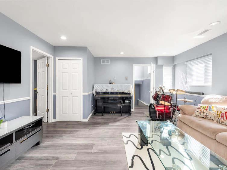 126 Warrick Street, Coquitlam, BC, V3K 5L4 - 10