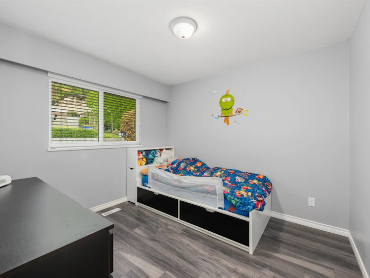 126 Warrick Street, Coquitlam, BC, V3K 5L4 - 17