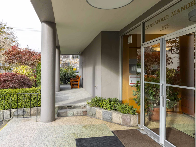 311-1975 Pendrell Street, Vancouver, BC, V6G 1T6 - 30