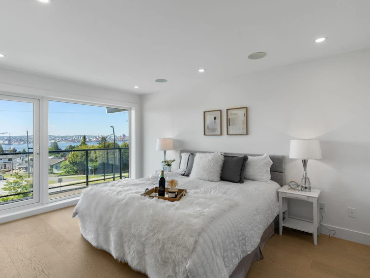 340 E Keith Road, North Vancouver, BC, V7L 1V7 - 9
