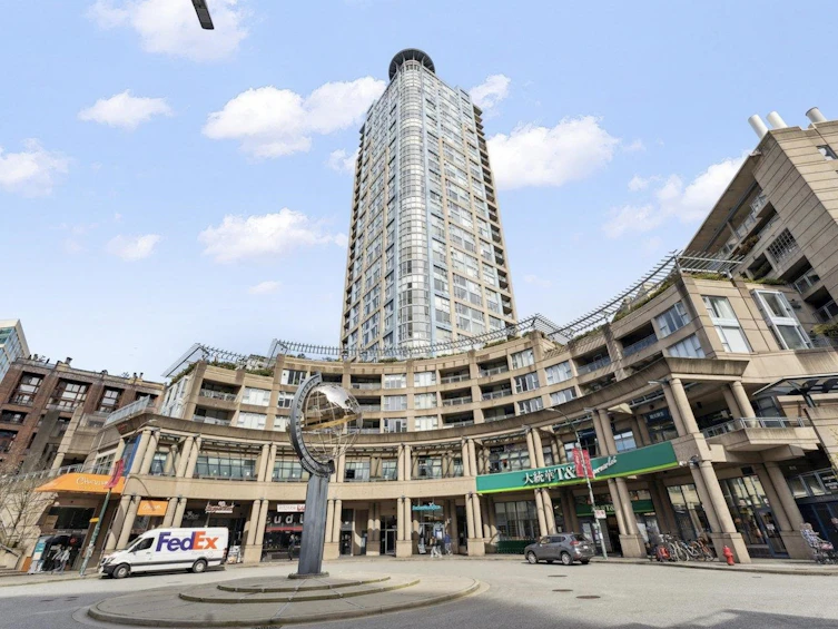 2304-183 Keefer Place, Vancouver, BC, V6B 6B9
