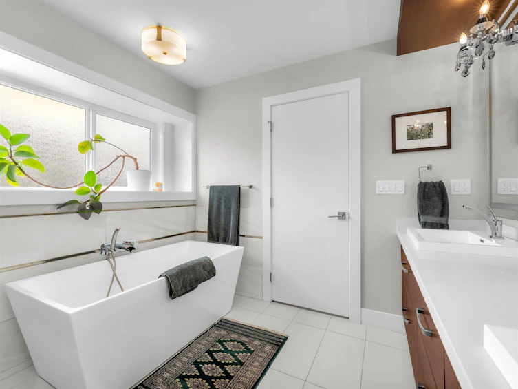 3950 Eton Street, Burnaby, BC, V5C 1J5 - 16
