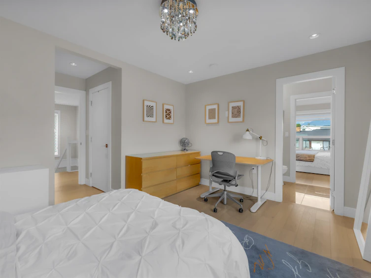 3950 Eton Street, Burnaby, BC, V5C 1J5 - 21