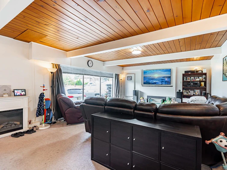 12484 203 Street, Maple Ridge, BC, V2X 4W2 - 5