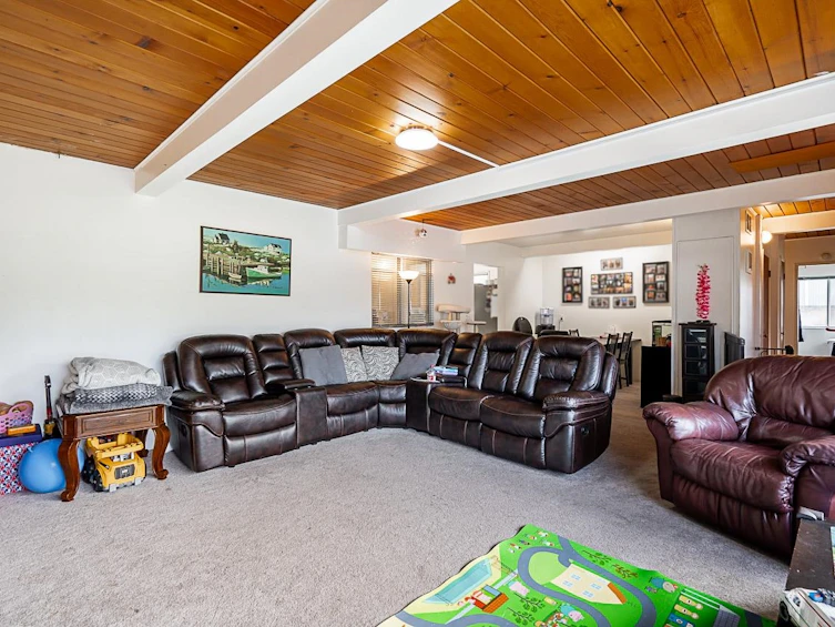12484 203 Street, Maple Ridge, BC, V2X 4W2 - 6