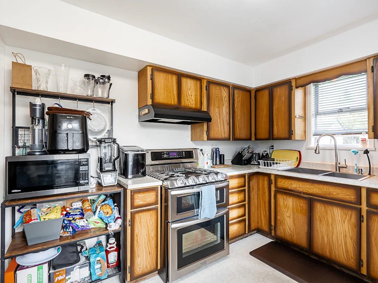 12484 203 Street, Maple Ridge, BC, V2X 4W2 - 9