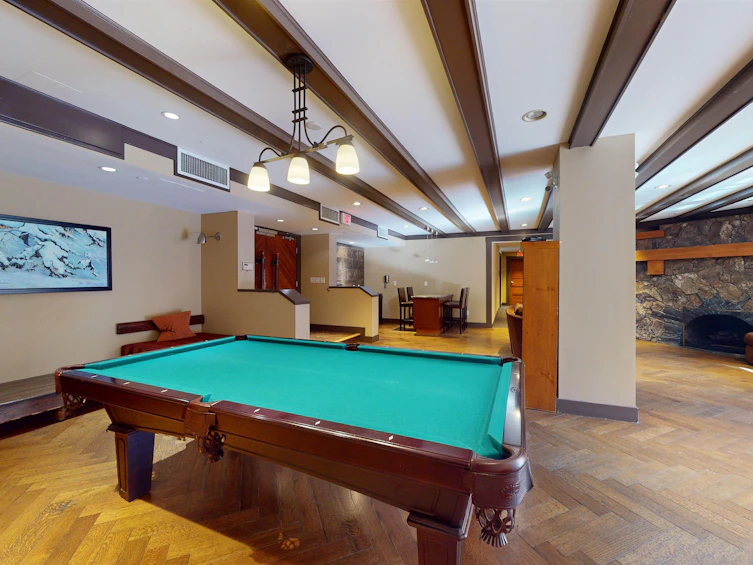 305C-2036 London Lane, Whistler, BC, V8E 0N7 - 19