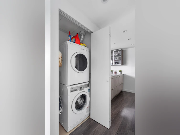202-983 E Hastings Street, Vancouver, BC, V6A 0G9 - 14