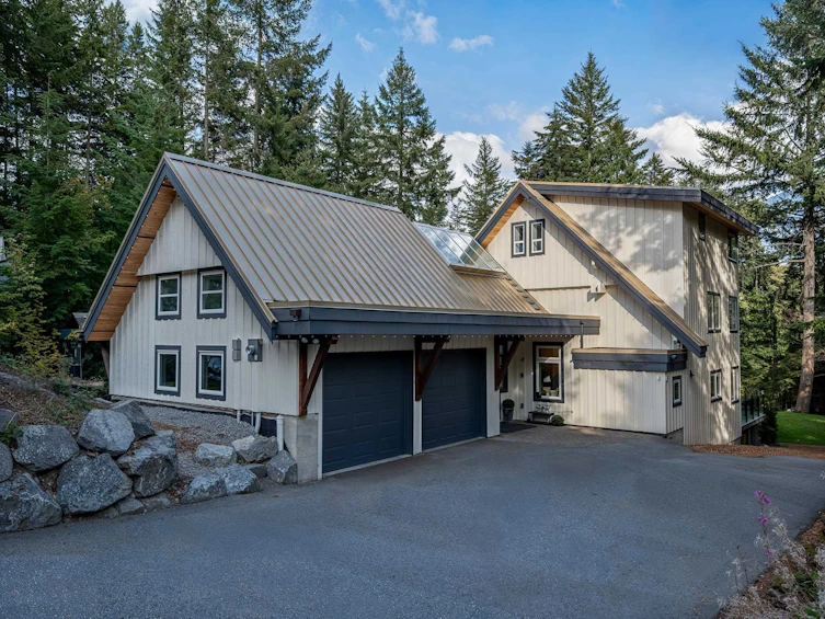 9199 Emerald Drive, Whistler, BC, V8E 0G5 - 3