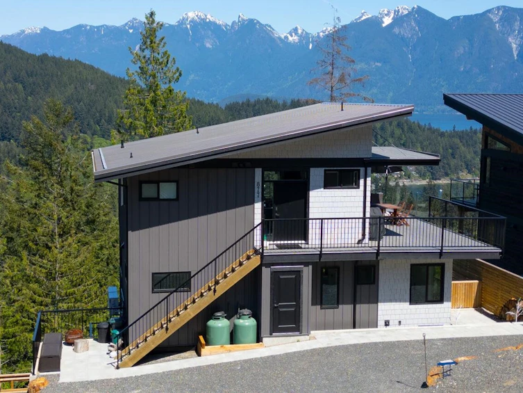 877 Rivendell Drive, Bowen Island, BC, V0N 1G1 - 4
