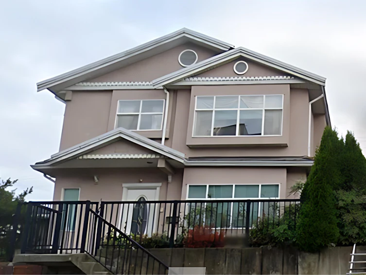 2361 Kingsway, Vancouver, BC, V5R 5G8