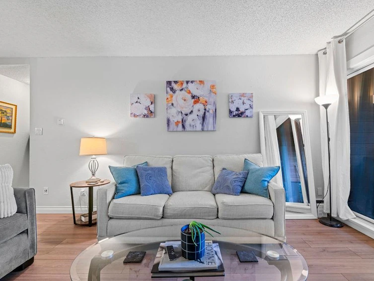 108-3411 Springfield Drive, Richmond, BC, V7E 1Z1 - 4