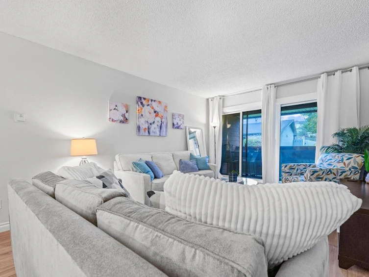 108-3411 Springfield Drive, Richmond, BC, V7E 1Z1 - 7