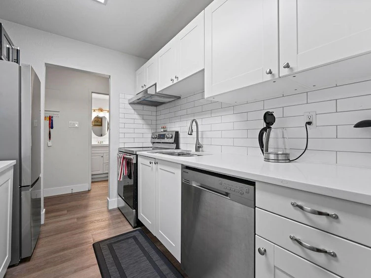 108-3411 Springfield Drive, Richmond, BC, V7E 1Z1 - 13