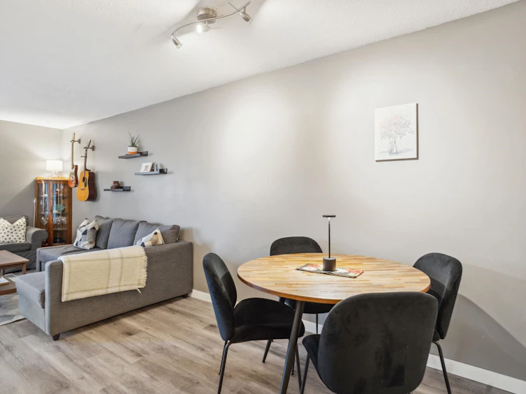 102-1450 E 7 Avenue, Vancouver, BC, V5N 1R8 - 3