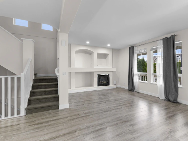 15126 61a Avenue, Surrey, BC, V3S 5J7 - 5